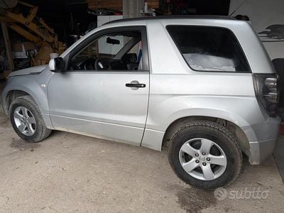 Usata Suzuki Vitara 2009 Grigio SUV