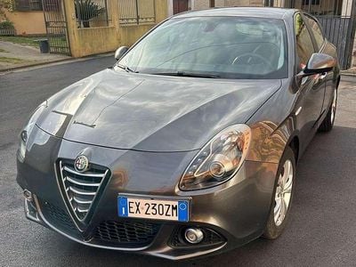 Usata Alfa Romeo Giulietta Distinctive 105 CV (77 kW) 2015 Grigio Utilitaria