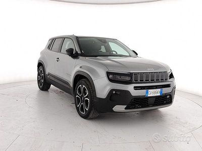 Usata Jeep Avenger Summit 100 CV (73 kW) 2024 Grigio SUV