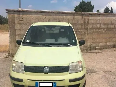 Usata Fiat Panda Active 54 CV (39 kW) 2006 Verde Utilitaria