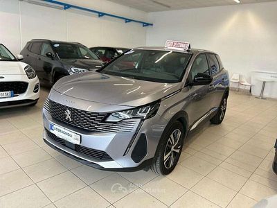 Usata Peugeot 3008 Allure 131 CV (96 kW) 2024 Grigio SUV