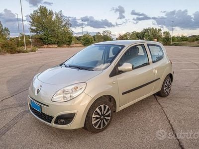 Usata Renault Twingo Initiale 76 CV (55 kW) 2007 Utilitaria