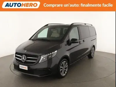 Usata Mercedes V250 Exclusive 190 CV (139 kW) 2023 Grigio Monovolume