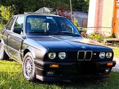 Usata BMW 320 126 CV (92 kW) 1988 Nero Berlina