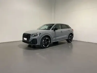 Usata Audi Q2 Comfort 150 CV (110 kW) 2024 Colore carrozzeria personalizzato audi exclusive SUV