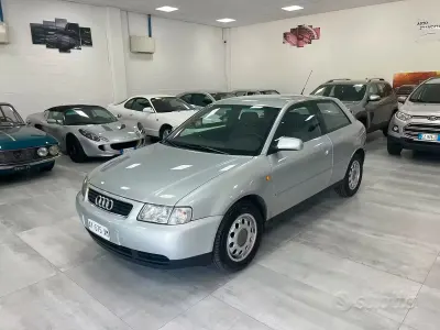 Usata Audi A3 Ambiente 125 CV (91 kW) 1998 Grigio Utilitaria