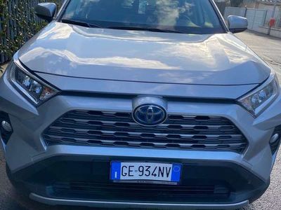 usata Toyota RAV4 Hybrid 