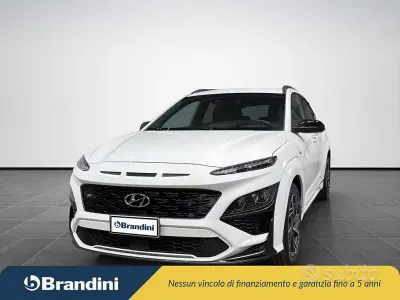 Usata Hyundai Kona N Line 120 CV (88 kW) 2023 Bianco SUV