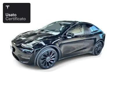 Usata Tesla Model Y Performance 392 kW (533 CV) 2022 Solid black SUV
