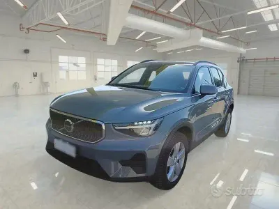 Usata Volvo XC40 129 CV (94 kW) 2023 Grigio SUV