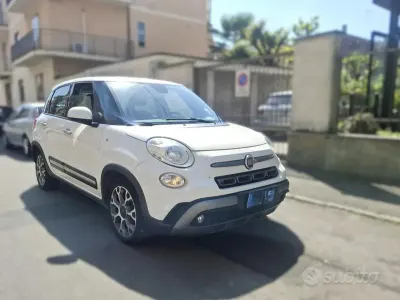 Usata Fiat 500L Trekking 105 CV (77 kW) 2015 Bianco Monovolume