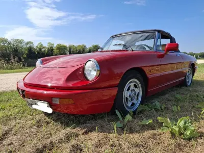 Begagnad Alfa Romeo Spider 106 HK (77 kW) 1990 Cab
