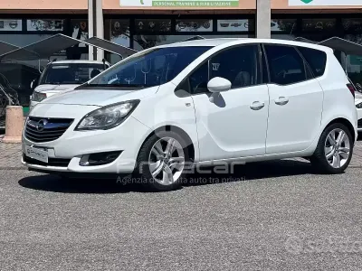 Usata Opel Meriva Cosmo 110 CV (80 kW) 2014 Bianco Monovolume