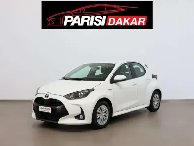Usata Toyota Yaris Hybrid Business Edition 92 CV (67 kW) 2020 Bianco Berlina