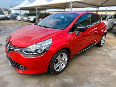 Usata Renault Clio IV 90 CV (66 kW) 2013 Rosso Berlina