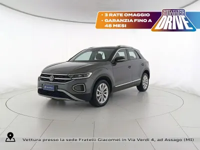 Usata VW T-Roc Style 116 CV (85 kW) 2025 Gray SUV