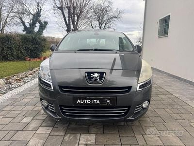 Usata Peugeot 5008 Business-Line 150 CV (110 kW) 2011 Grigio Monovolume