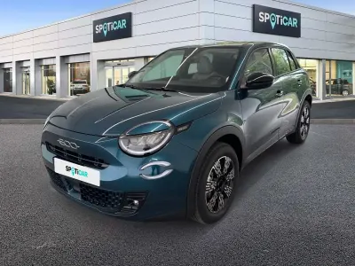 Nouvelle Fiat 600 Icon 145 ch (106 kW) 2026 Vert SUV