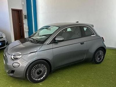 Usata Fiat 500e Icon 41 kW (57 CV) 2020 Grigio Berlina