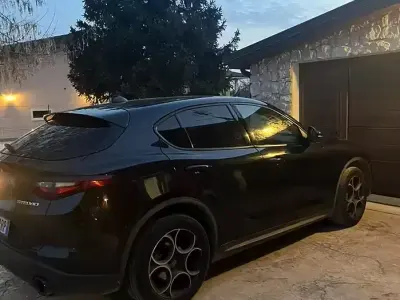 Usata Alfa Romeo Stelvio 190 CV (139 kW) 2019 Nero SUV