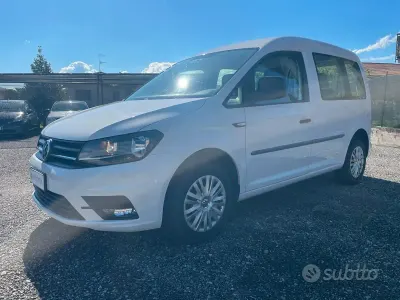 Usata VW Caddy Trendline 75 CV (55 kW) 2018 Bianco Monovolume