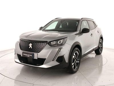 Begagnad Peugeot 2008 Allure 130 HK (95 kW) 2023 Grå SUV