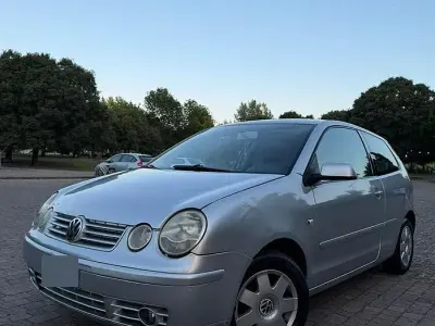Usata VW Polo 75 CV (55 kW) 2002 Grigio Utilitaria
