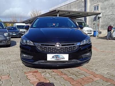 Usata Opel Astra Business 110 CV (80 kW) 2019 Nero Berlina