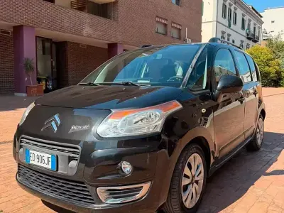Usata Citroën C3 Picasso Exclusive 95 CV (69 kW) 2010 Nero Monovolume