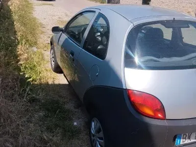 Usata Ford Ka 60 CV (44 kW) 2000 Grigio Utilitaria