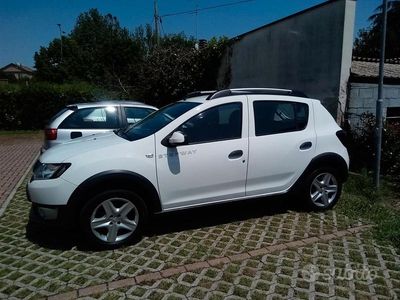 Bianco Usata 2014 Dacia Sandero Stepway Monovolume | 6500 € (Buon prezzo)