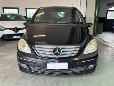 Usata Mercedes B200 Chrome 140 CV (102 kW) 2007 Nero Monovolume