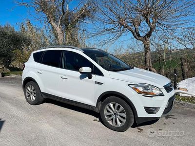 Usado Ford Kuga 136 CV (100 kW) 2010 Blanco SUV