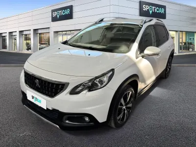 Usata Peugeot 2008 Allure 102 CV (75 kW) 2019 Bianco SUV