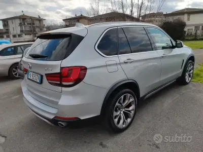 Usata BMW X5 Luxury Line 231 CV (169 kW) 2015 Grigio SUV