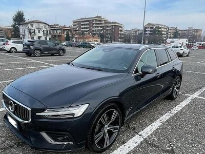 Usata Volvo V60 Inscription 190 CV (139 kW) 2019 Nero Station wagon