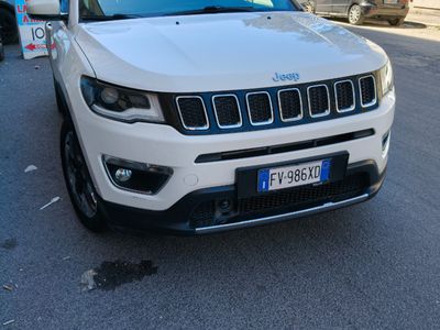 Usata Jeep Compass Limited 140 CV (102 kW) 2019 Bianco SUV