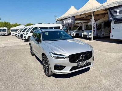 Usado Volvo XC60 R-Design 235 HP (172 kW) 2021 Prateado SUV