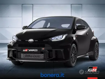 Nuova Toyota Yaris 280 CV (205 kW) 2026 Precious black Utilitaria