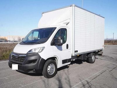 Usata Opel Movano 165 CV (121 kW) 2002 Bianco Furgone