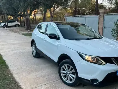 Usata Nissan Qashqai 106 CV (77 kW) 2014 Bianco SUV