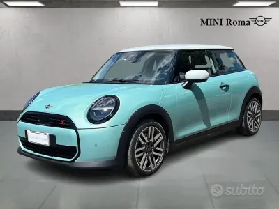 Usata Mini Cooper Classic 204 CV (150 kW) 2024 Ocean wave green Utilitaria