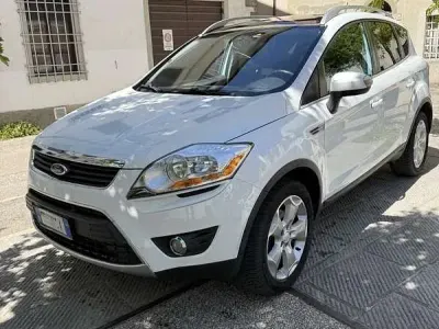 Usata Ford Kuga Titanium 136 CV (100 kW) 2009 Bianco SUV