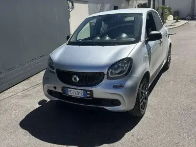 Usata Smart ForFour Prime 71 CV (52 kW) 2017 Utilitaria
