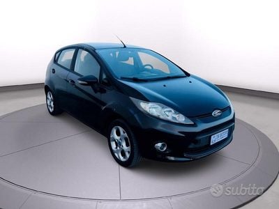 Usata Ford Fiesta 69 CV (50 kW) 2011 Blu Utilitaria