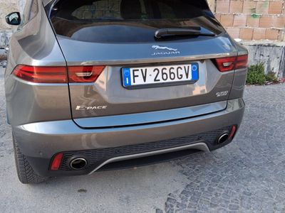 Usata Jaguar E-Pace 160 CV (117 kW) 2019 Grigio SUV