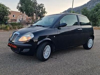 Usata Lancia Ypsilon 80 CV (58 kW) 2006 Nero Utilitaria