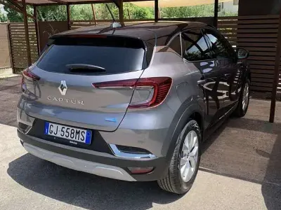 Usata Renault Captur Intens 94 CV (69 kW) 2022 SUV