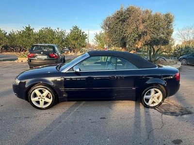 Blu/azzurro Usata 2002 Audi A4 Cabriolet Cabrio | 7000 € (Buon prezzo)