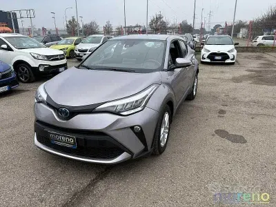 Usata Toyota C-HR Active 122 CV (89 kW) 2021 Grigio SUV